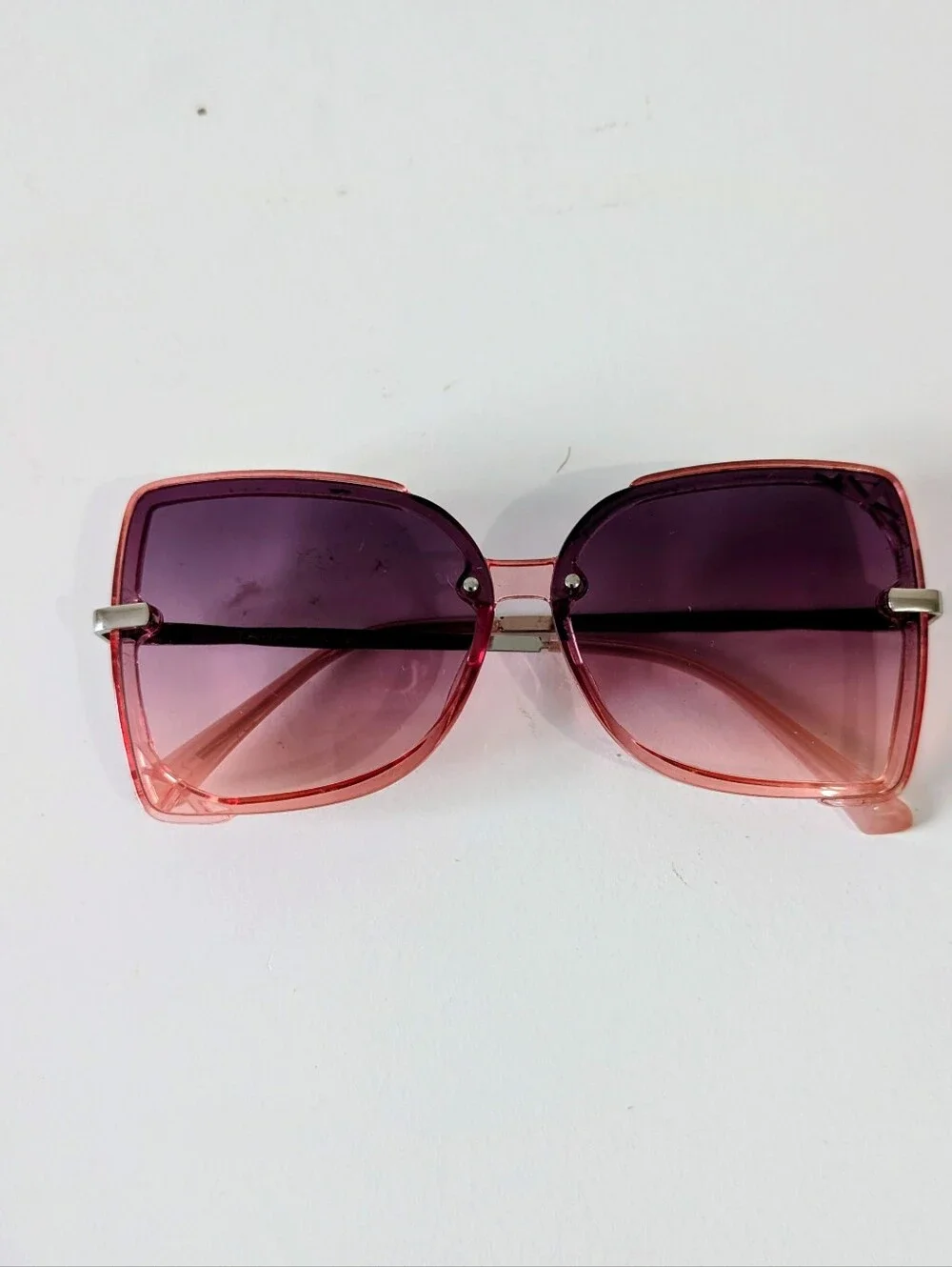 Tahari Pink Purple Oversized Sunglasses